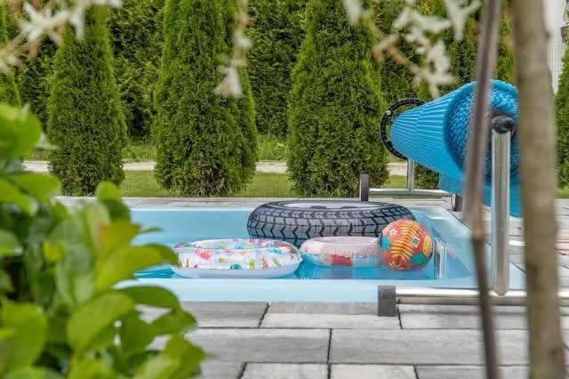 Domek Dream II Z Jacuzzi I Basenem 波罗宁 外观 照片